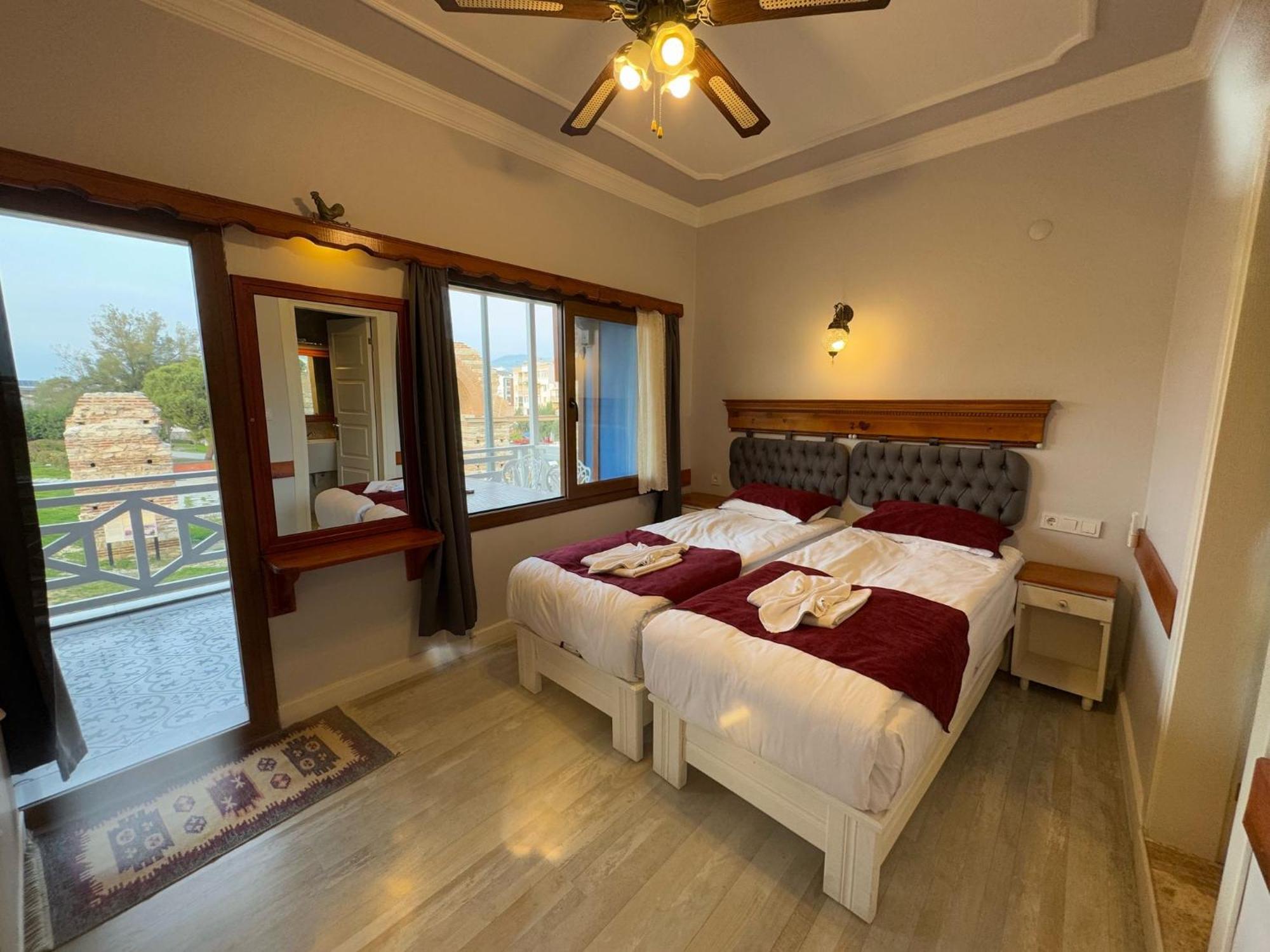 Ephesus Selcuk Castle View Suites Εξωτερικό φωτογραφία